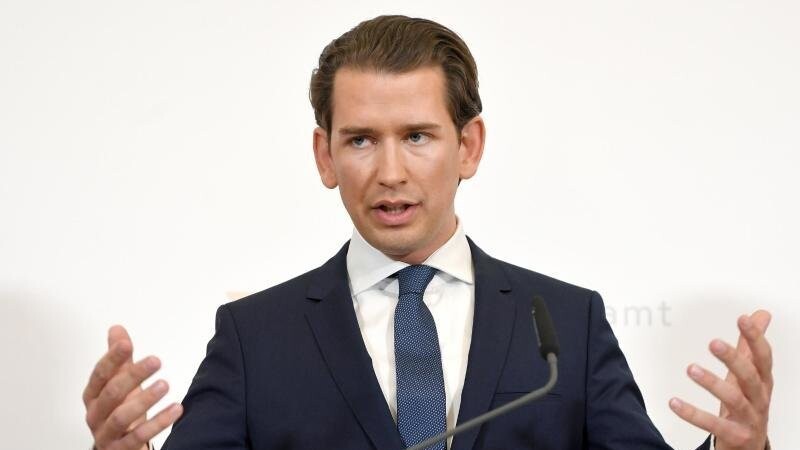 Sebastian Kurz, Bundeskanzler von Österreich, spricht bei einer Pressekonferenz im Bundeskanzleramt. Österreich steckt nach Bekanntwerden eines Skandal-Videos in einer tiefen politischen Krise.