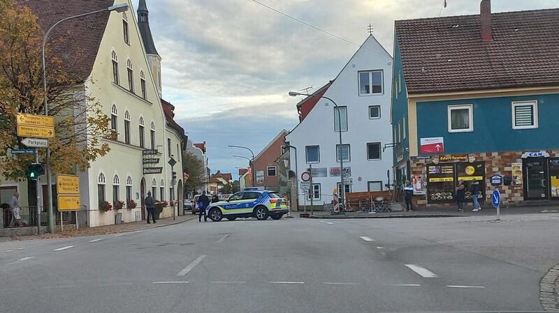 An der Kreuzung Hauptstraße-Rottenburger Straße war am Mittwochnachmittag kein Durchkommen mehr.