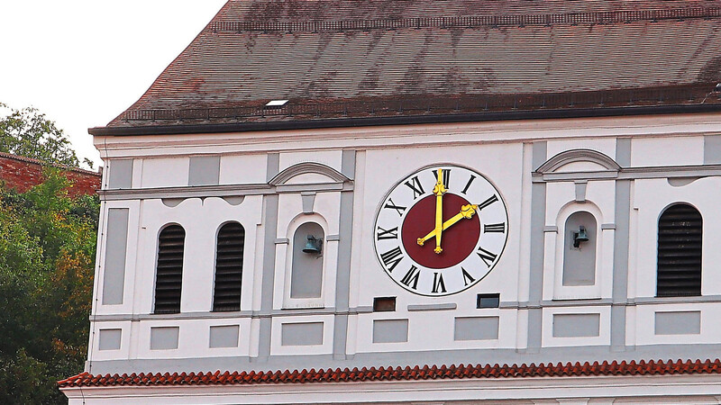 Die Uhr an der Jesuitenkirche ging immer ein bisschen nach.