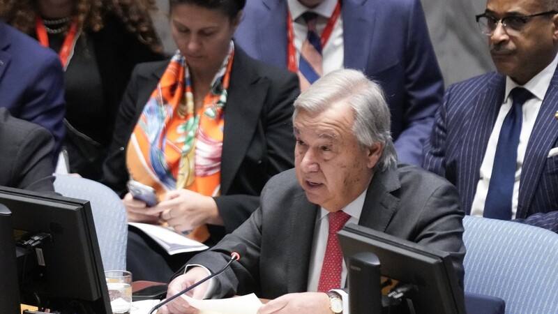 UN-Generalsekretär António Guterres hat Israel wegen seiner Angriffe auf den Gazastreifen deutlich kritisiert.