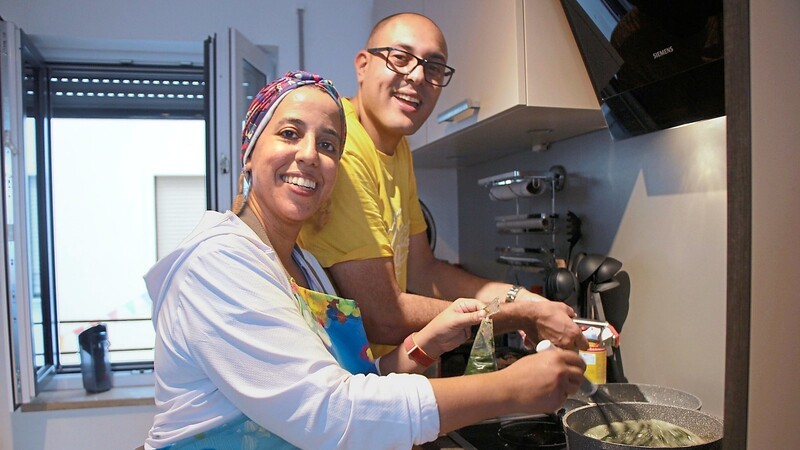 Nabila Hashem und Ahmed El Sokkary stehen oft zusammen in der Küche.