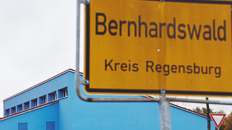 Die Turnhalle in Bernhardswald. Im Bedarfsfall könnten dort 100 bis 120 Flüchtlinge einziehen.
