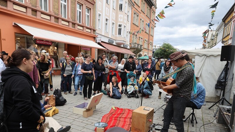 Beim ersten Straßenmusik-Festival im nächsten Jahr werden rund 60 Künstler und Gruppen in Cham auftreten.