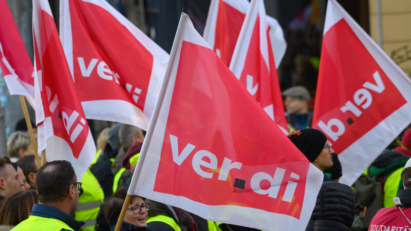 Die Gewerkschaft Verdi fordert 10,5 Prozent Gehaltserhöhung. (Symbolbild)