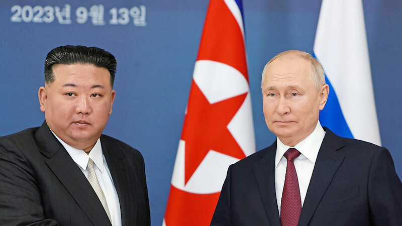 Vertraute: Kim Jong-un (l.) und Wladimir Putin im September.