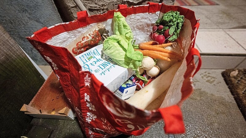 "Es werden so viele Lebensmittel weggeschmissen", sagte Hildegard Schindler im Sozialausschuss. Sie schlug deshalb die Gründung einer lokalen Food Sharing Gruppe vor.