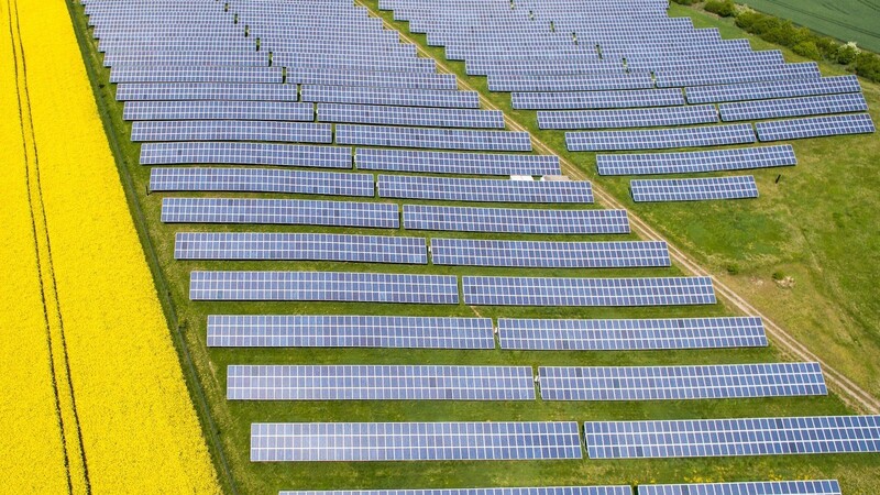 Ein Solarpark in Sachsen. Mit einem, der in Steinrain entstehen soll, sind nicht alle einverstanden.