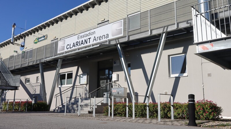 Seit Montag ist die Clariant Arena wieder für die Öffentlichkeit freigegeben. Der Schnee auf dem Stadiondach ist weggetaut.