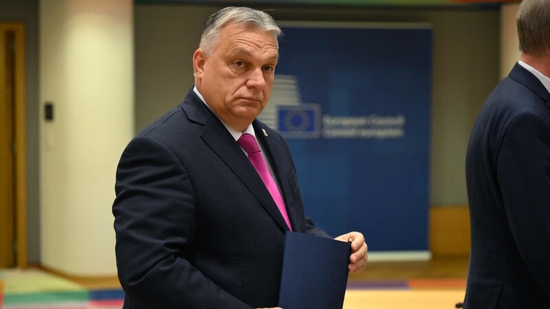 In der Frage der Aufnahme von EU-Beitrittsverhandlungen mit der Ukraine gelingt eine für Viktor Orbán gesichtswahrende Lösung.