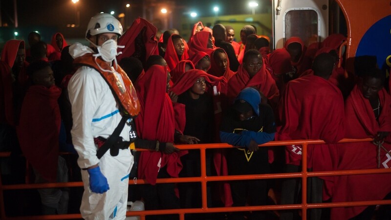 Die Verteilung von aus dem Mittelmeer geretteten Flüchtlingen innerhalb der EU bleibt ein Streitpunkt.