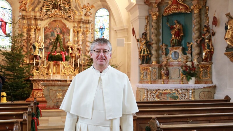 "Die Kirche wird so gewinnen, man kann einiges optimieren", sagt Pater Simeon. An Sankt Martin soll alles fertig sein.