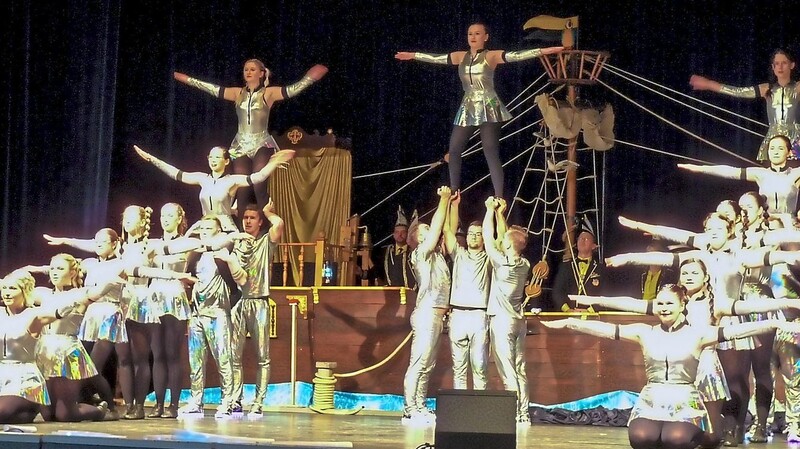 Akrobatik vom Feinsten zeigte die Prinzengarde in ihrem Showtanz.