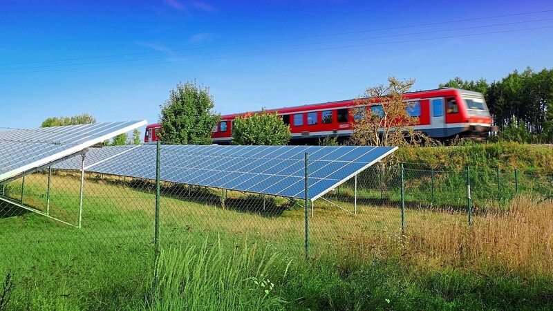 Photovoltaik-Anlagen und die Deutsche Bahn - das sind nur zwei der Themen, mit denen sich der Klimatisch in Vilsbiburg beschäftigt.