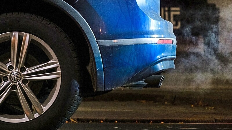 Die Aktivisten von "Tyre Extinguishers" haben es vor allem auf SUVs abgesehen, die "eine Katastrophe für unser Klima" seien.