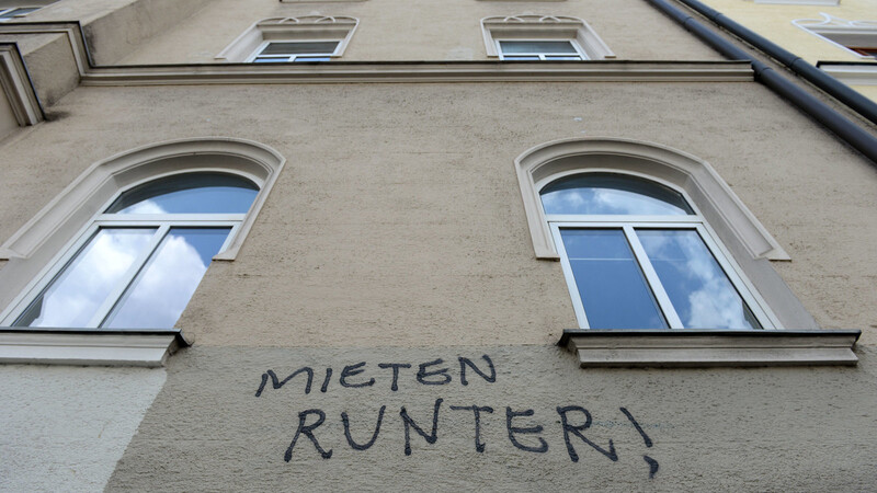 Bayerns Bürger können bald für ein Volksbegehren gegen häufige Mieterhöhungen unterschreiben. (Symbolfoto)