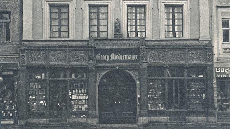 Die Eisenhandlung von Georg Niedermayer am Ludwigsplatz um 1910.