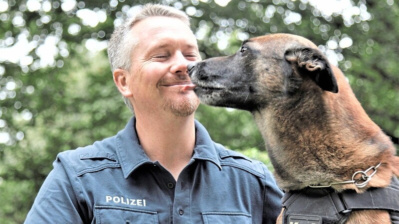 Ist sehr stolz auf seinen Hund Bendix: Polizeioberkommissar Andreas Linde.