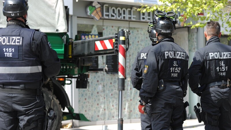 Immer öfter gelingt ein Schlag gegen die Mafia in Deutschland, wie bei einer Razzia gegen Mitglieder der 'Ndrangheta in mehreren Bundesländern im Mai vergangenen Jahres.