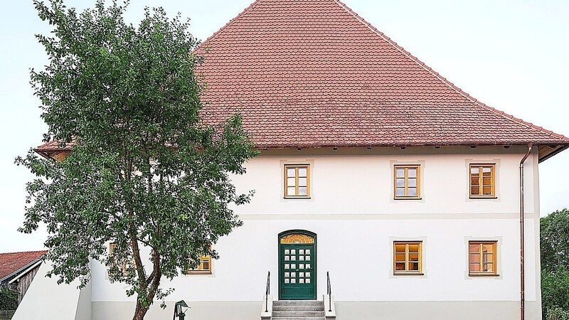 Das frisch renovierte Großköllnbacher Schloss und Amtshaus von Marlene Lex wird mit einem Staatspreis ausgezeichnet.
