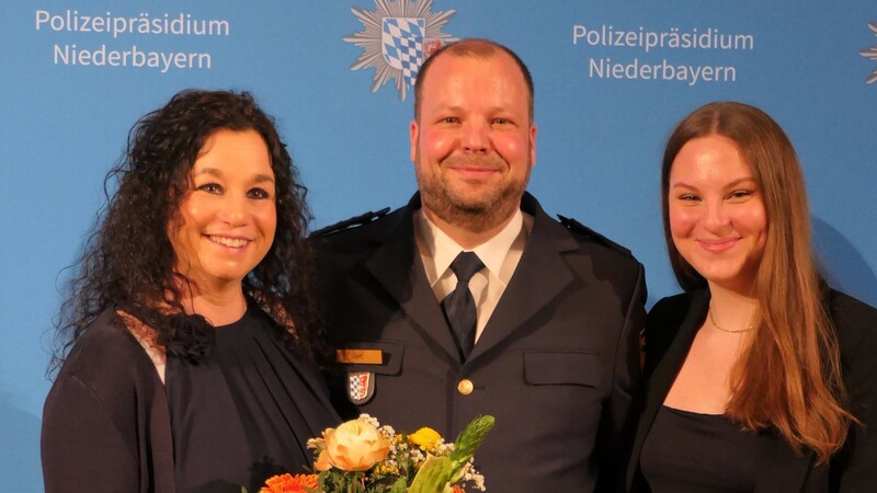 Der neue Dienststellenleiter Andreas Ertl mit seiner Frau Kathrin und Tochter Magdalena.