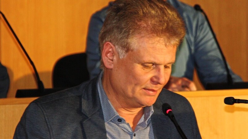 Oliver Antretter, der Integrationsbeauftragte der Stadt, bei seinem Tätigkeitsbericht.