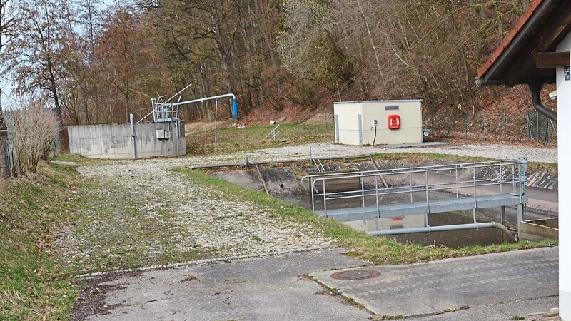 Die Kläranlage in Attenhofen wird in absehbarer Zeit geschlossen und zurückgebaut. Das Abwasser fließt dann nach Mainburg und wird im dortigen Klärwerk gereinigt.
