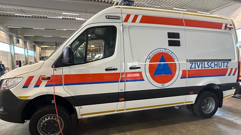 Der neue Krankentransportwagen Typ B für den Zivilschutz wird bei der BRK-Bereitschaft Furth im Wald stationiert.