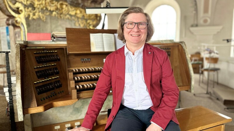 Klassische Musik kann denen, die sich auf sie einlassen, sehr viel geben. Davon ist Wolfgang Kraus, seit dem 1. März 30 Jahre Chorregent der Pfarrei "Mariä Himmelfahrt", überzeugt.