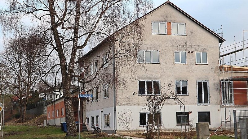 Geflüchtete Jugendliche sollen künftig im Kaplonski-Haus in Thalham betreut werden.