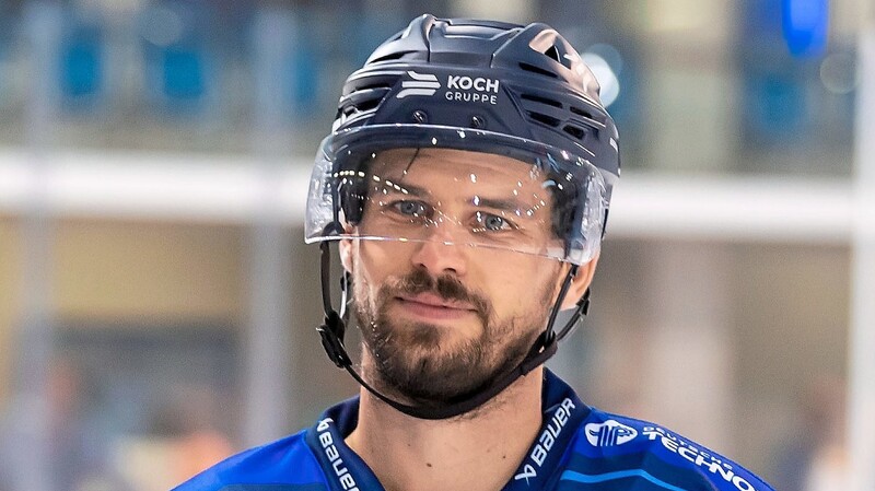 Teamplayer - auf und neben dem Eis: Nach 17 Jahren als Eishockey-Profi und 810 DEL-Spielen beendet Benedikt Kohl nach der Saison seine Karriere. Bis dahin hat der Abwehr-Routinier mit den Straubing Tigers aber noch viel vor.
