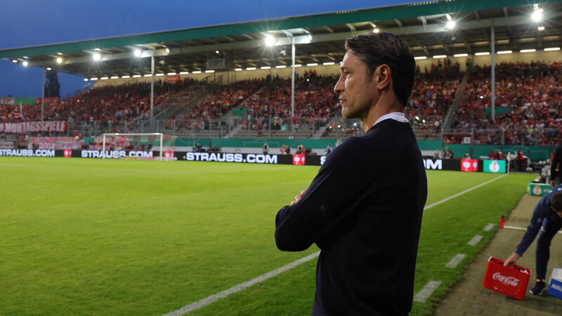 Bayern-Trainer Niko Kovac beim Pokalspiel in Cottbus.