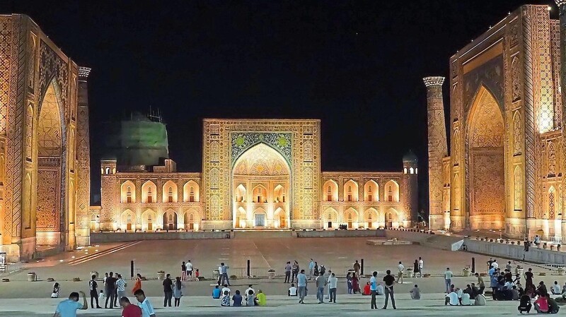 Abendstimmung in Samarkand Registan, dem "sandigen Platz".