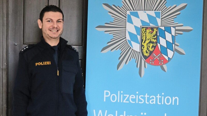Zum 1. November 2022 hatte Thomas Schmidt die Leitung der Polizeistation Waldmünchen übernommen. Nun zieht es den Bad Kötztinger in die Heimat, wo er sich auf eine Stelle der dortigen Inspektion beworben hat.