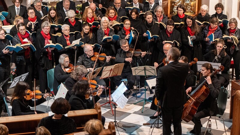 Konzert in der Kirche des Bozener Franziskanerkonvents.