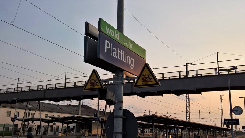 Trotz seiner guten Bahnanbindung und seiner zentralen Lage in Niederbayern gibt es erst mal keine Festlegung auf Plattling.