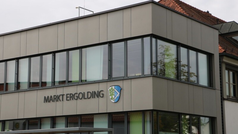 Kürzlich stellte das Büro Linke und Kerling ein Entwicklungskonzept für Gewerbeflächen im Ergoldinger Marktrat vor.