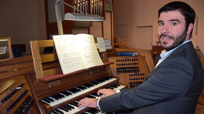 Sechs Jahre lang war die Orgel in der Stadtpfarrkirche "Zu unserer lieben Frau" der "Arbeitsplatz" von Élio Carneiro.