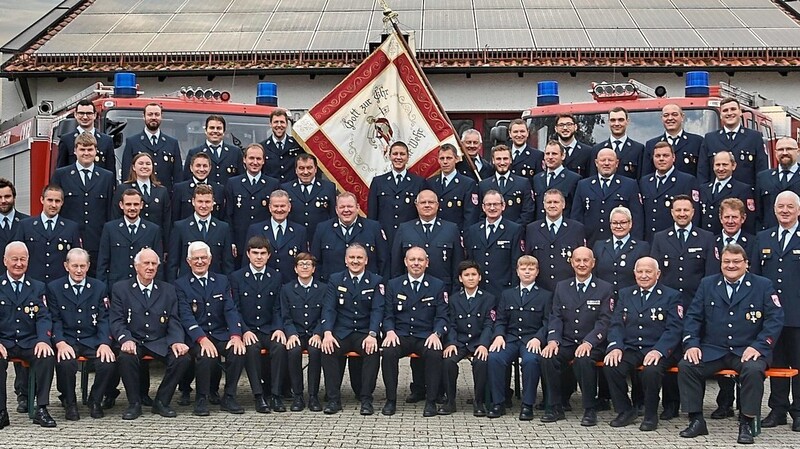 Der Löschzug heute: Die Mitglieder der Feuerwehr Münchnerau sind die Nachfolger der ersten Feuerwehr im Landkreis. Heute gehört die Münchnerau zur Stadt Landshut.