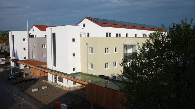 Die neuen Gebäude an der Stettiner Straße. Das vordere Haus (Stettiner Straße 2) ist gerade fertiggestellt worden und kann am 27. April besichtigt werden.