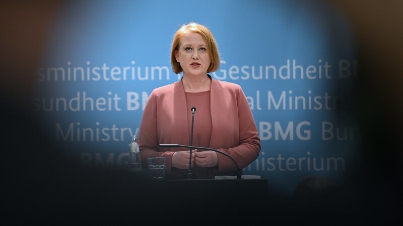 Bundesfamilienministerin Lisa Paus lehnt eine vom Koalitionspartner FDP geforderte grundlegende Überarbeitung des Gesetzentwurfs zur Kindergrundsicherung ab.