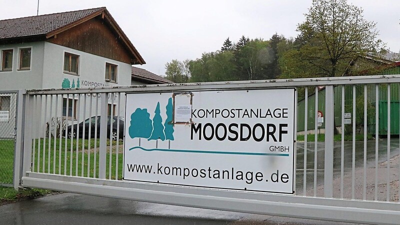 Die Kompostanlage Moosdorf ist seit 1. April insolvent; zeitgleich haben die Kreiswerke die Grüngutanlieferung eingestellt. Nun fehlt das Material, um die Biogasanlage zu betreiben.