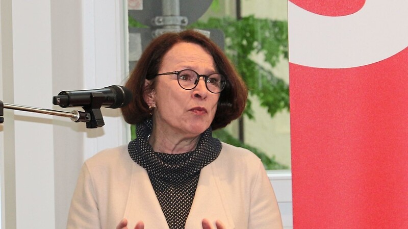 Oberbürgermeisterin Gertrud Maltz-Schwarzfischer versuchte Bedenken bezüglich der Finanzierung zu zerstreuen.