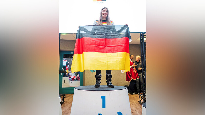 Die Nummer 1 im Eisschwimmen - und das weltweit: Christina Gockeln trumpfte bei der WM im März auf.