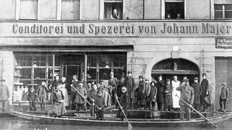 Das Hochwasser 1920 in der Stadtamhofer Hauptstraße ist Teil der Ausstellung.
