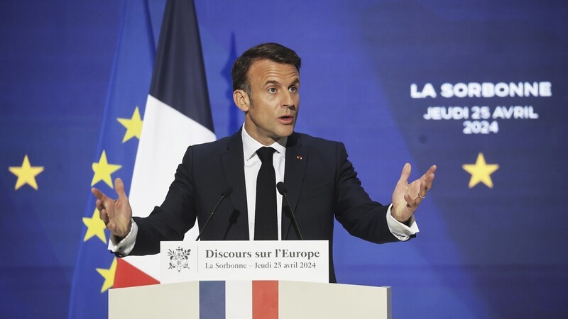 In einer Grundsatzrede ruft Frankreichs Präsident Macron Europa zur stärkeren Verteidigung auf. Der Kontinent stehe an einem Wendepunkt.