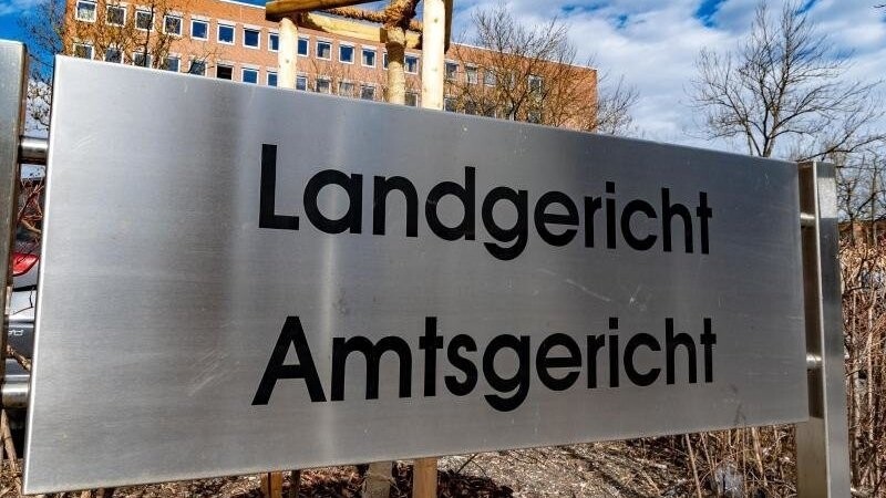Das Land- und Amtsgericht in Landshut. Foto: Armin Weigel/dpa/Archivbild