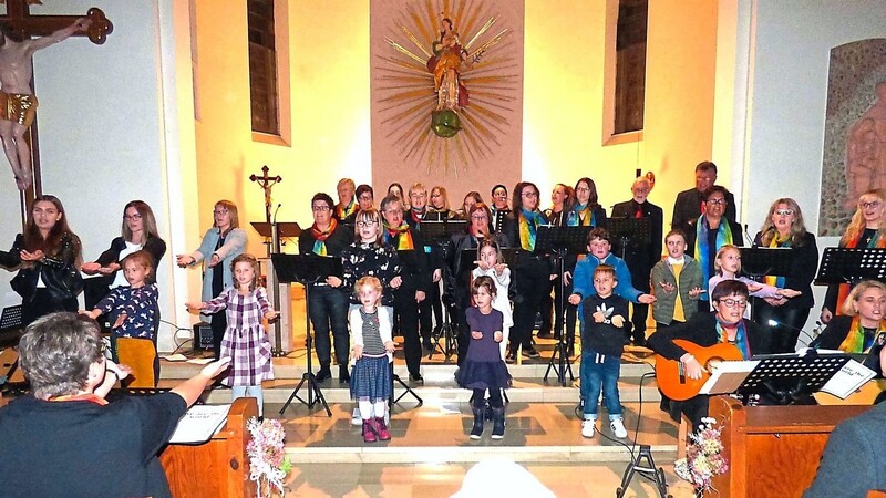 Cantando, Juniors und Ohrwürmer feierten mit einem Konzert 20. Geburtstag.