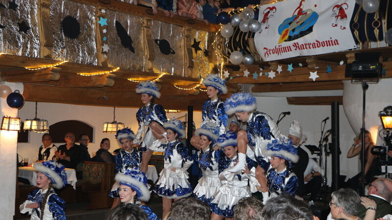 Beim Hof- und Staatsball im Rosenhof zeigt Narradonia zum ersten Mal alle Tänze.