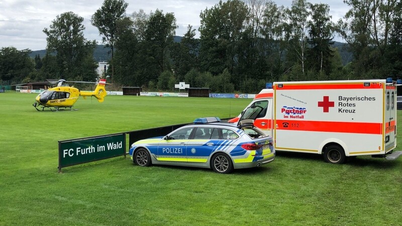 Ein zweijähriger Bub wurde mit dem Rettungshubschrauber in eine Münchner Spezialklinik geflogen.
