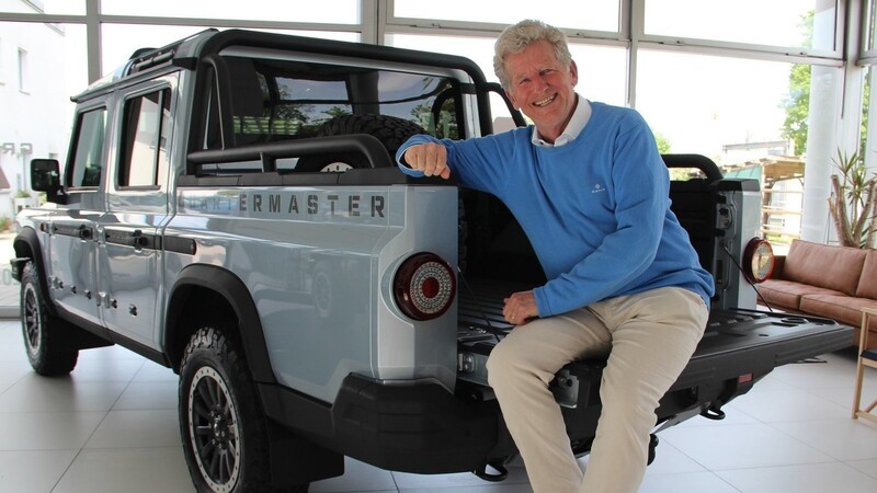 Seine positive Lebenseinstellung hält ihn jung: Albert Schwinghammer, Chef vom Autohaus Griesbeck, feiert am 11. Mai seinen 70. Geburtstag.